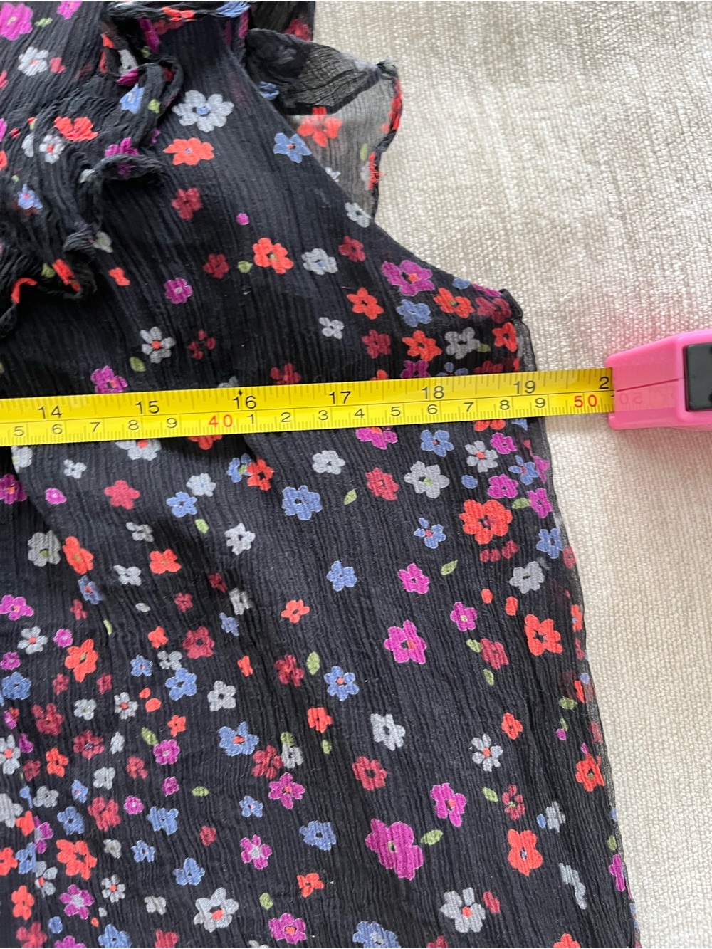 BARNEYS NEW YORK Silk flutter Blouse Floral - Picture 8 of 14